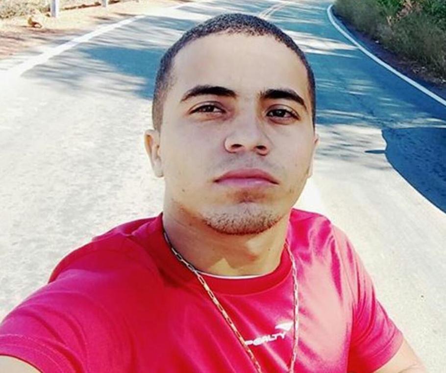 Ivaldo Vieira detinha uma mandado de prisão decorrente do homicídio.