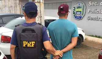 Homem preso com CNH falsa em Picos