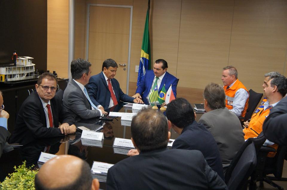Representantes piauienses se reúnem com ministro da Integração, Pádua Andrade.