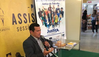 Juiz Ferdinand Gomes dos Santos.