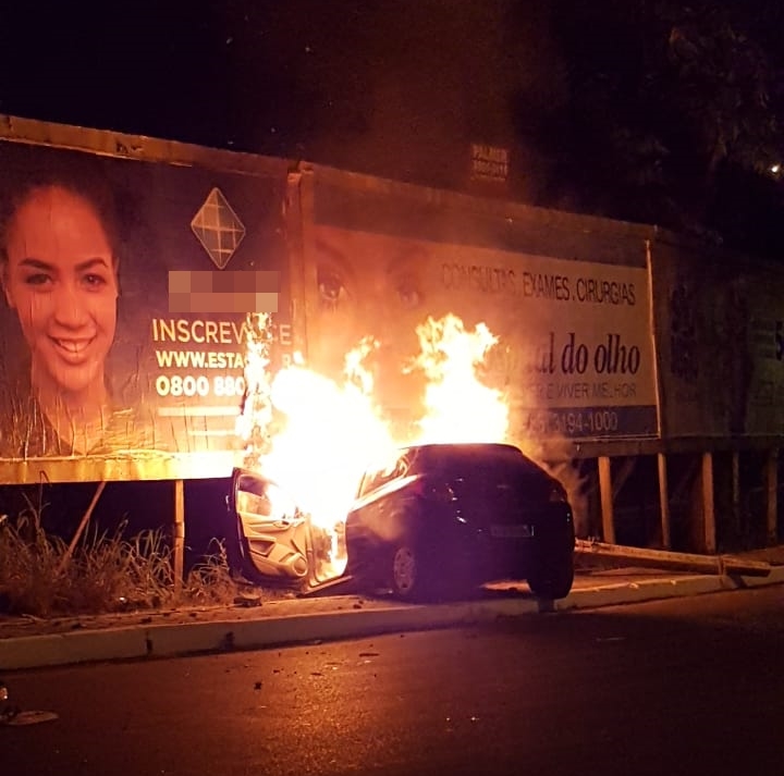 O veículo seguia para a zona norte da capital.
