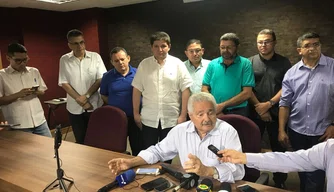 Elmano Férrer desiste de concorrer ao governo
