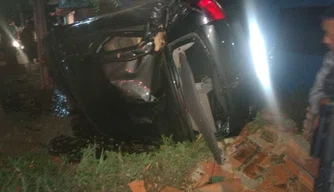 O carro foi roubado na cidade de Altos.