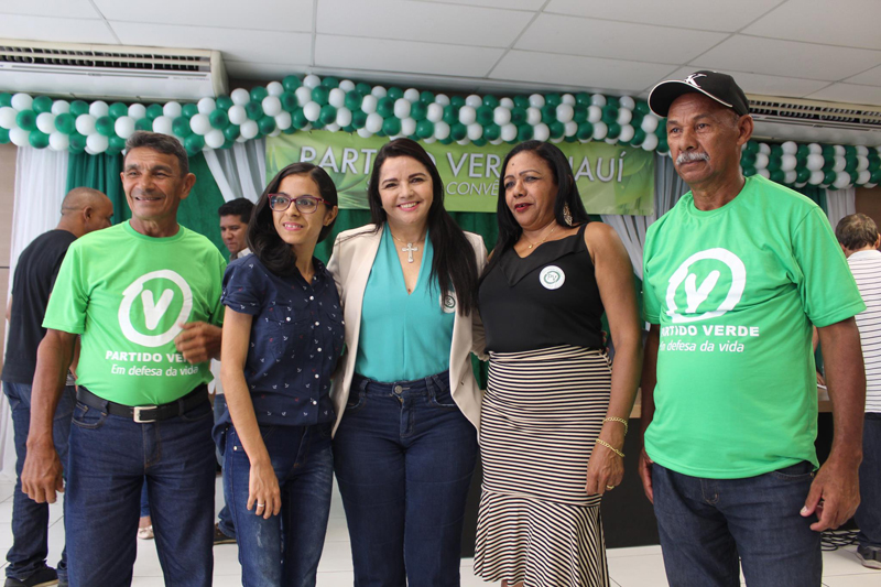 Convenção homologa candidatura de Teresa Britto