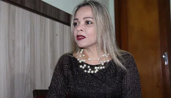 Delegada Lucivânia Vidal.