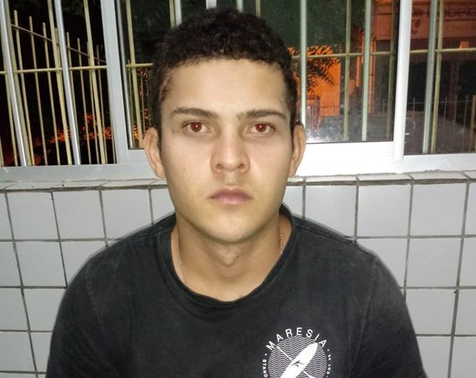 Preso por tráfico de drogas Felipe Alves Bezerra do Nascimento.