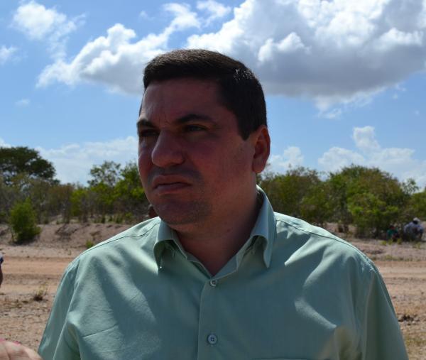 Ex-prefeito Adriano Veloso é alvo de ação do MPF.