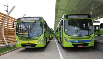 Ônibus, transporte público
