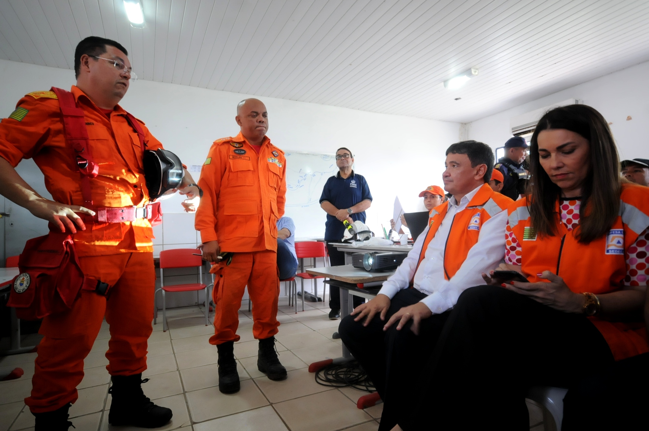 O resgate, monitoramento e retirada de famílias das áreas de risco em José de Freitas foi escolhido.