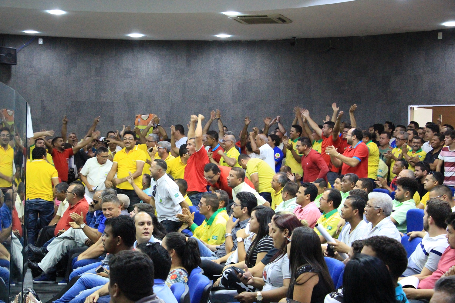 Taxistas estavam presentes na votação do PL 190/2018.