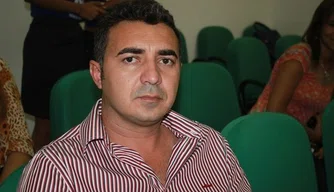 Ex-prefeito Antônio Parambu.