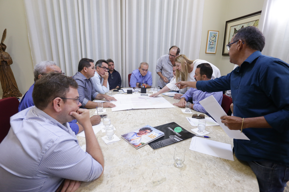 Reunião com Firmino