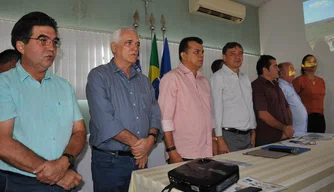 Governador participa de encontro de prefeitos do Citicocais.