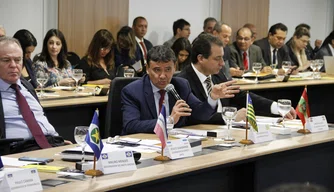 O governador Wellington Dias participou do Fórum de Governadores em Brasília.