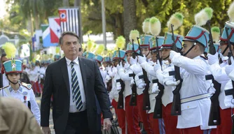 Jair Bolsonaro participou de comemoração dos 130 anos do Colégio Militar do Rio.