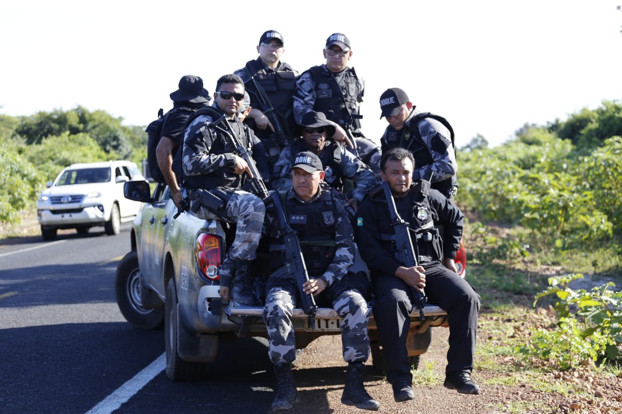 Operação envolveu a Polícia Militar e Civil