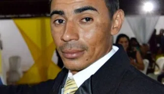 Prefeito Júnior de Abel, de Curral Novo do Piauí.