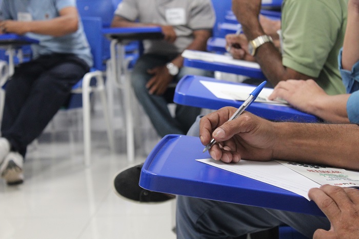 A quarta edição do Programa Reeducar conta com múltiplos profissionais.