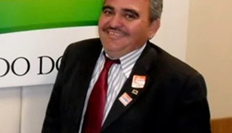 Ex-prefeito João Melancia.