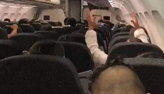 Passageiros oram após pânico em avião que faz linha Brasília-Teresina.