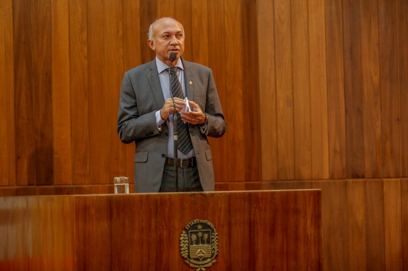 Deputado Warton Lacerda (PT) em discurso