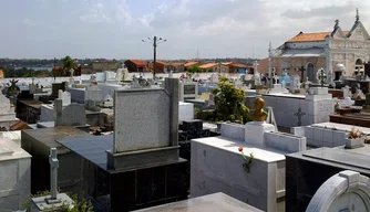 Cemitério.
