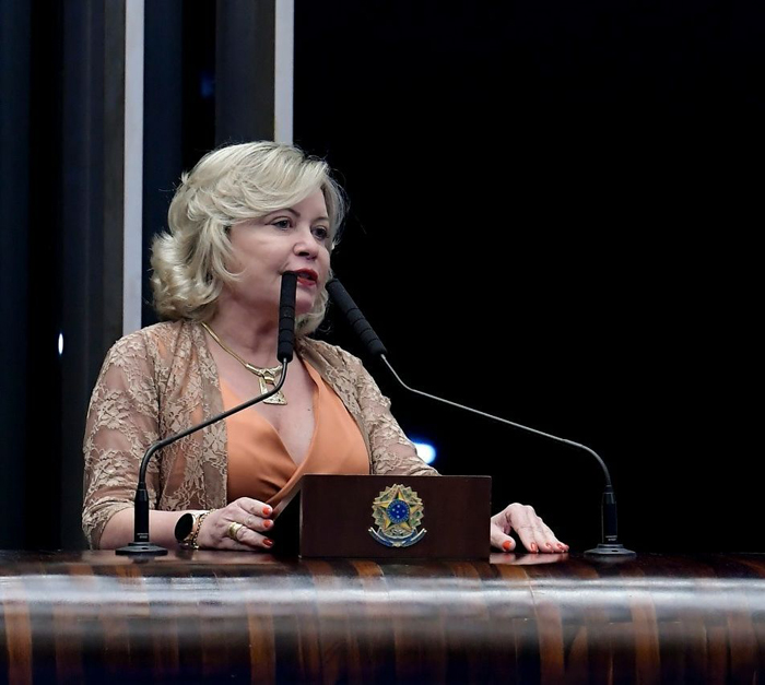 Senadora Selma Arruda.