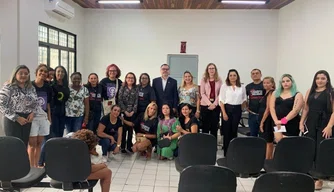 Reunião com representantes.