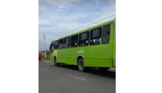 Idoso morre após ser atropelado por ônibus no Torquato Neto
