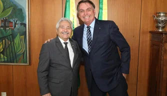 Elmano afirma estar otimista após encontro com Jair Bolsonaro