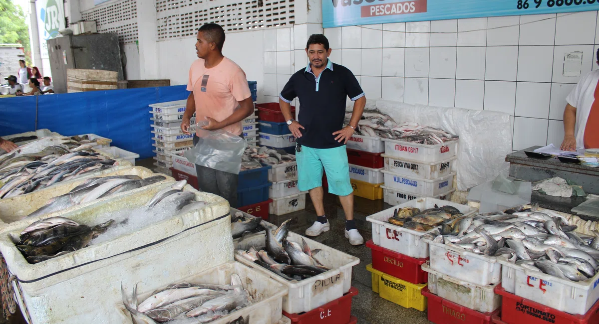 Vendedores teresinenses relatam queda na vende de peixes na Quaresma.
