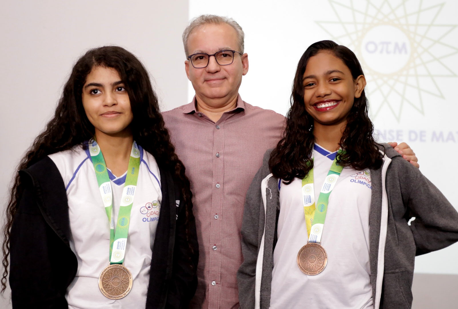 Alunas premiadas na Olímpiada Piauiense de Matemática