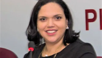 Élida Fabrícia Franklin, ouvidora-geral da OAB Piauí