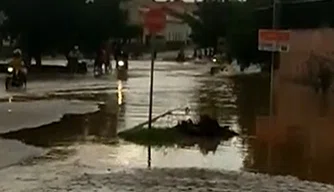 Inundação do Rio Catinguinha em Valença do Piauí.