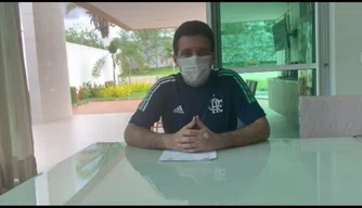 Marcelo Magno deixa hospital após testar negativo para coronavírus.