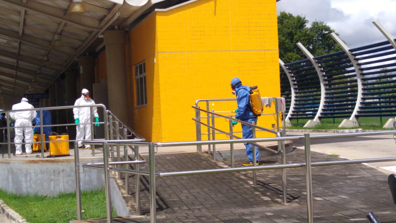 Prefeitura de Teresina faz sanitização em terminais de integração