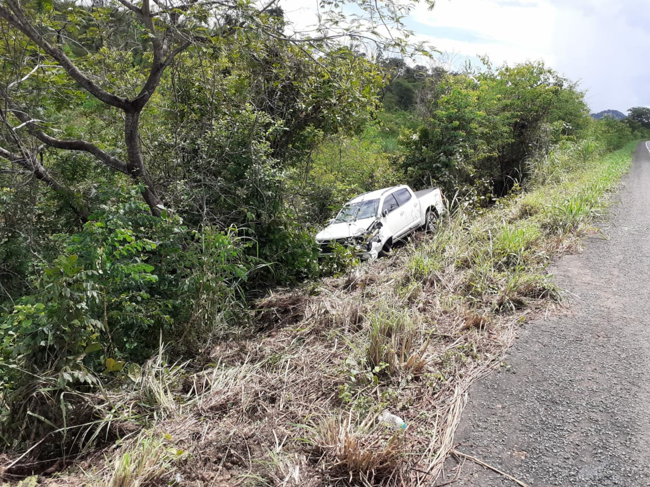 O acidente aconteceu no KM 66 da BR-316, área da cidade de Monsenhor Gil.