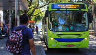 Ônibus Circulando em Teresina