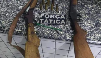 Força Tática prende dupla por porte ilegal de armas de fogo em Valença