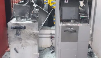 Criminosos estouram caixas eletrônicos de rede de supermercado