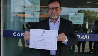 Prefeito reeleito Zé Raimundo é diplomado pela Justiça Eleitoral