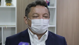 Presidente da FMS de Teresina, Gilberto Albuquerque.