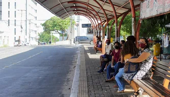 Greve dos ônibus completa 1 mês