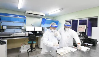 Lacen já realizou mais de 200 mil testes para a Covid-19 no Piauí