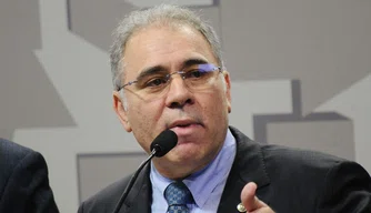 Médico Marcelo Queiroga