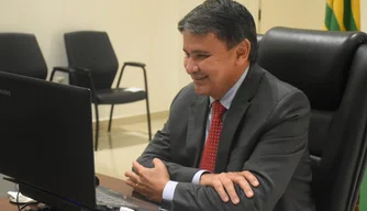 O governador Wellington Dias parabenizou alunos da rede estadual pela pontuação no Enem.