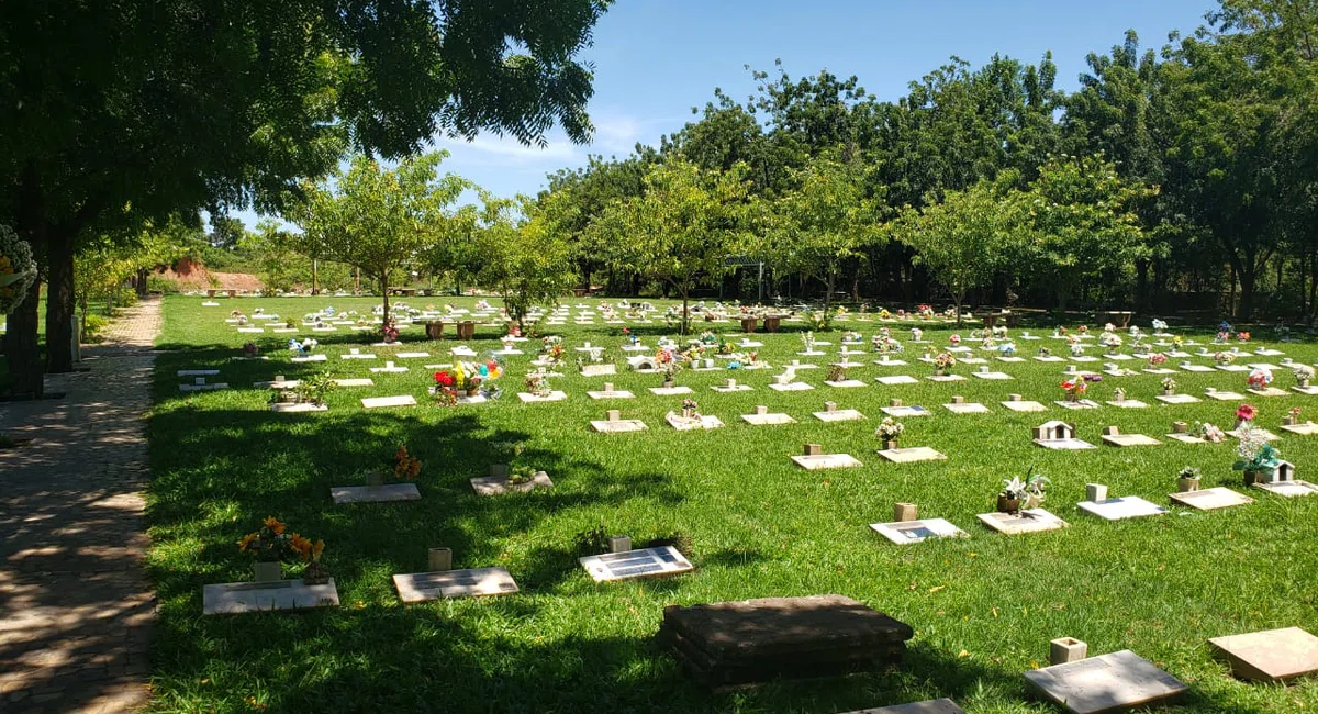 Cemitério Recanto da Saudade.