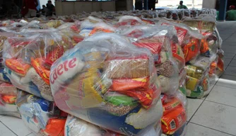 Semcaspi distribui 30 mil cestas básicas para entidades e associações