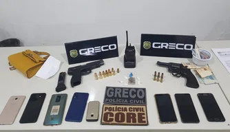 Objetos apreendidos durante ação da Polícia Civil em Teresina.