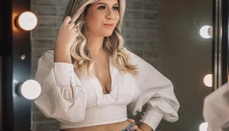 Cantora Marília Mendonça.